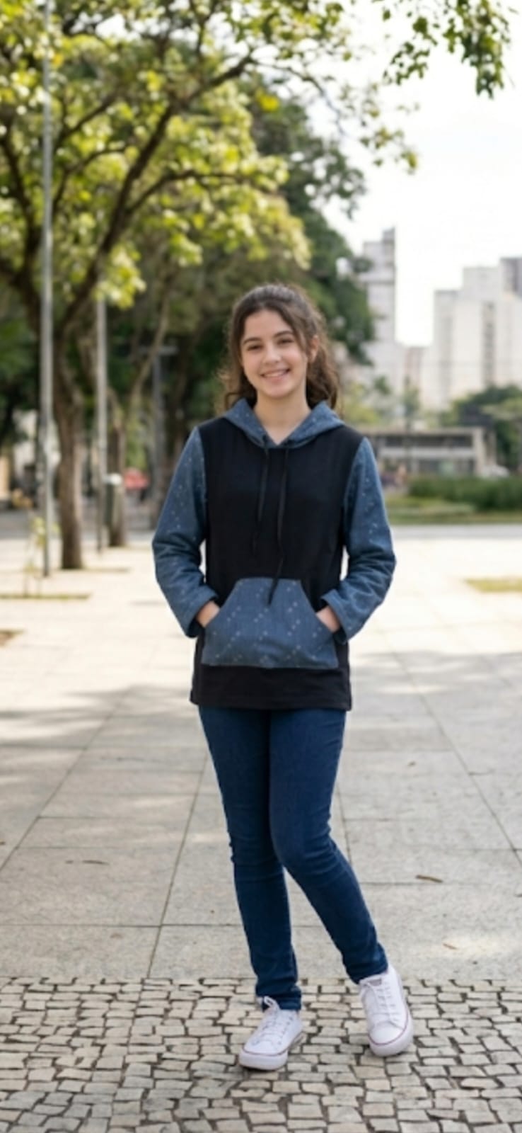 Camiseta de jeans com capuz, mangas e bolsos PennAtelier